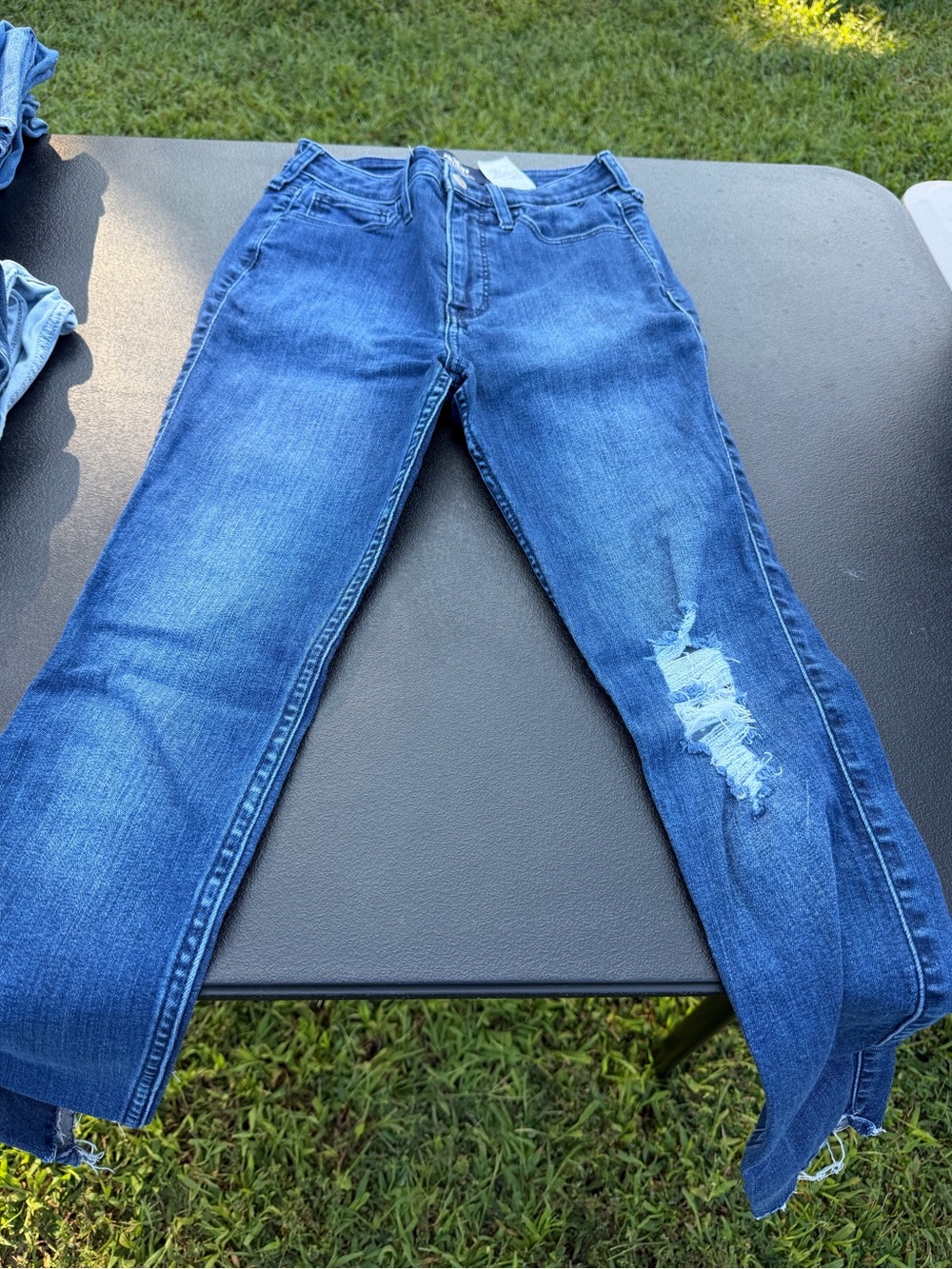 Hollister Blue Straight-Leg Distressed Women's Jeans